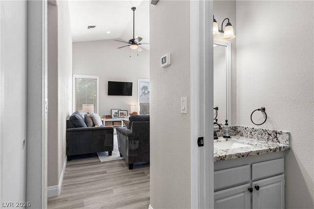 5925 North Campbell Road, Las Vegas, NV 89149