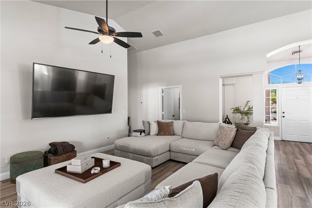 5925 North Campbell Road, Las Vegas, NV 89149