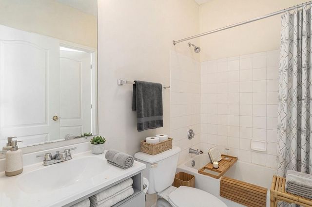 10467 VILLA VIEW CIRCLE 10467, Tampa, FL 33647