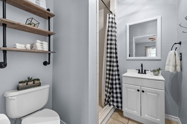 300 County Road 290, Leander, TX 78641