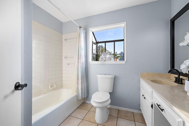 300 County Road 290, Leander, TX 78641