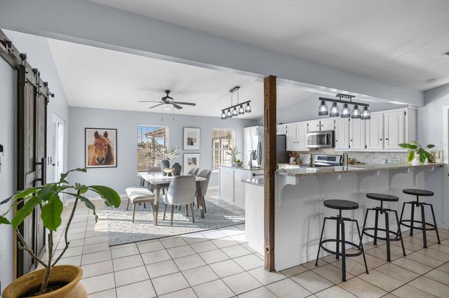 300 County Road 290, Leander, TX 78641