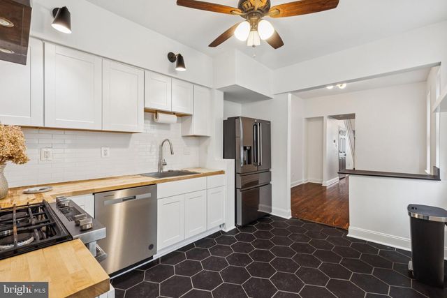 850 E THOMPSON ST, Philadelphia, PA 19125