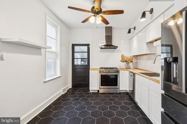 850 E THOMPSON ST, Philadelphia, PA 19125