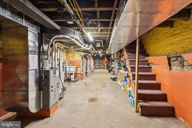 850 E THOMPSON ST, Philadelphia, PA 19125