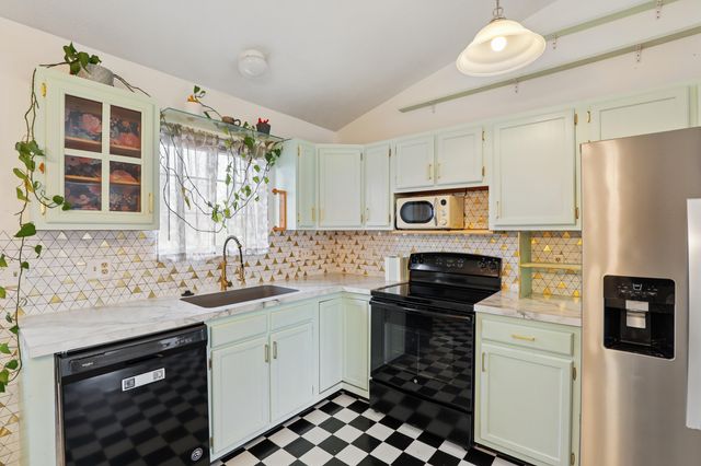 449 Ripple Creek Drive, Elsmere, KY 41018