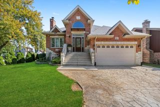 8803 Austin Avenue, Oak Lawn, IL 60453