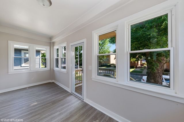 1127 Hannah Avenue A, Forest Park, IL 60130