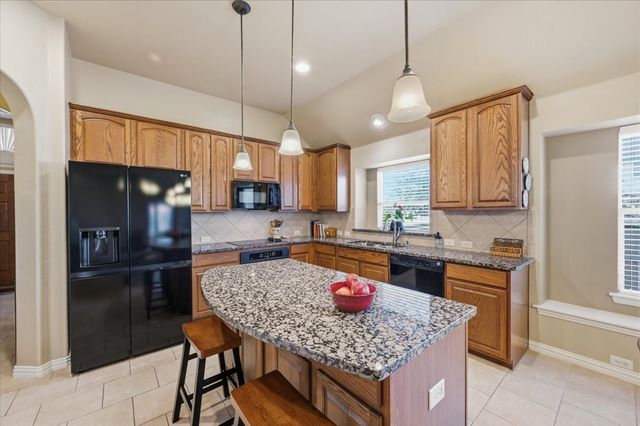 5132 Welara Drive, Grand Prairie, TX 75052
