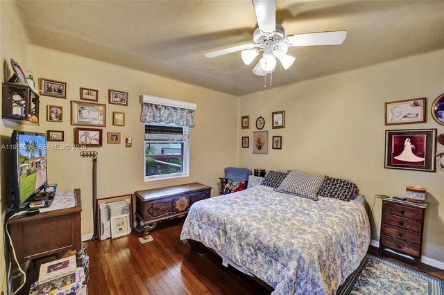 1340 Jackson St, Hollywood, FL 33019