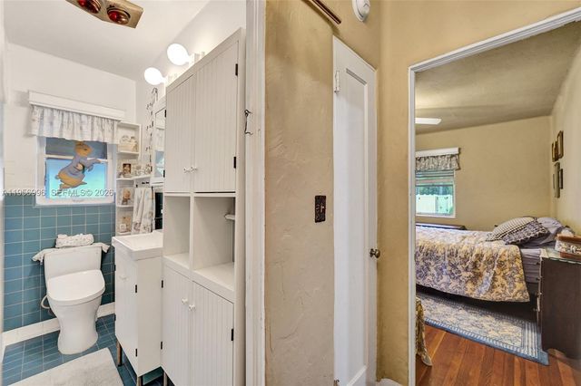 1340 Jackson St, Hollywood, FL 33019