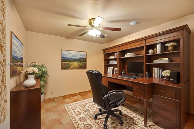 1340 Jackson St, Hollywood, FL 33019