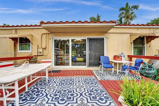 1340 Jackson St, Hollywood, FL 33019