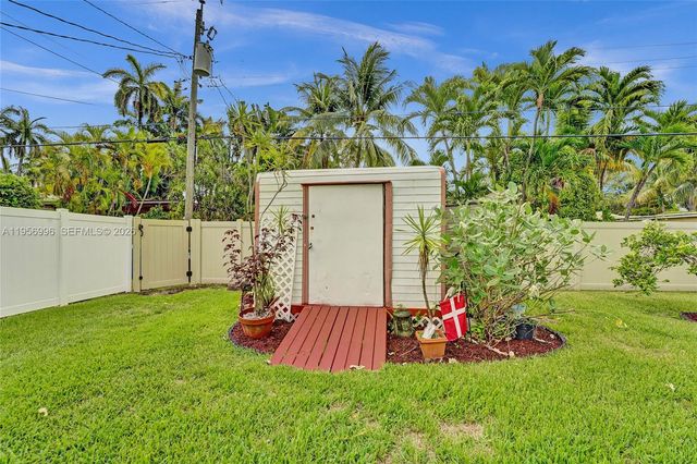 1340 Jackson St, Hollywood, FL 33019