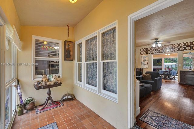 1340 Jackson St, Hollywood, FL 33019