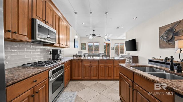 3944 Todd Lane 603, Gulf Shores, AL 36542