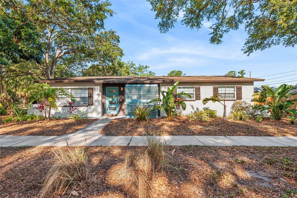 810 22ND STREET N, St Petersburg, FL 33713