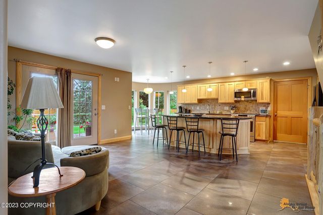 6980 W Gruening Place, Wasilla, AK 99623
