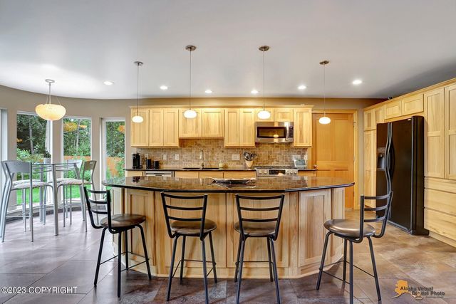6980 W Gruening Place, Wasilla, AK 99623