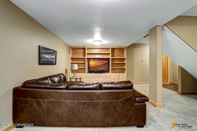 6980 W Gruening Place, Wasilla, AK 99623