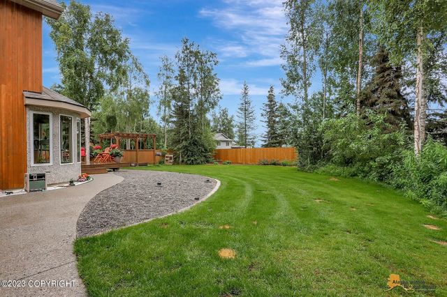 6980 W Gruening Place, Wasilla, AK 99623