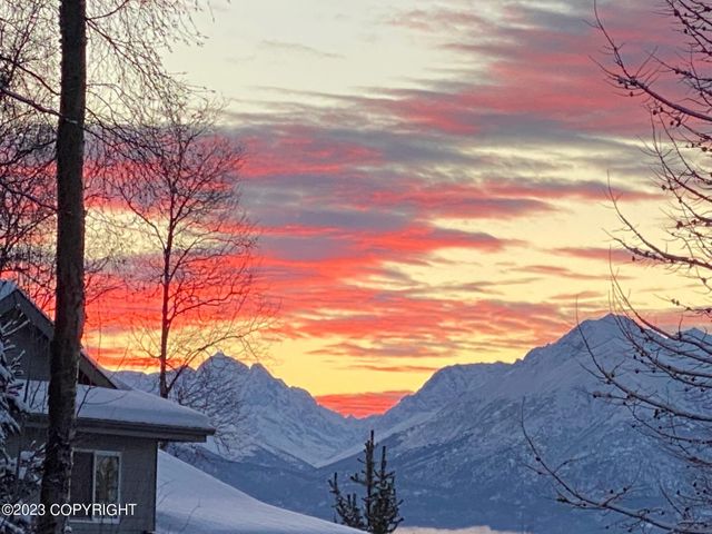 6980 W Gruening Place, Wasilla, AK 99623