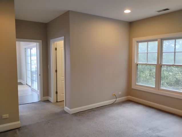 4953 Oakton Street 207, Skokie, IL 60077