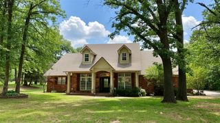 16316 Cobblestone Circle, Choctaw, OK 73020