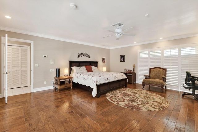 285 Golfview Drive, Tequesta, FL 33469