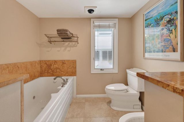 285 Golfview Drive, Tequesta, FL 33469