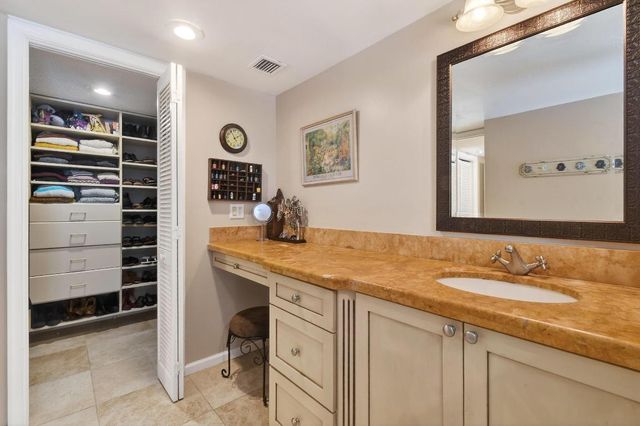 285 Golfview Drive, Tequesta, FL 33469