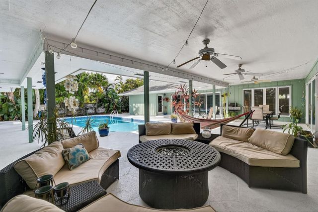 285 Golfview Drive, Tequesta, FL 33469