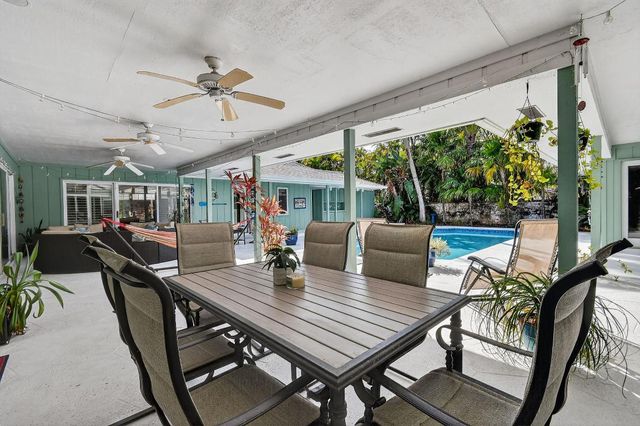 285 Golfview Drive, Tequesta, FL 33469
