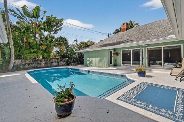 285 Golfview Drive, Tequesta, FL 33469