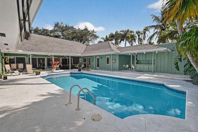 285 Golfview Drive, Tequesta, FL 33469