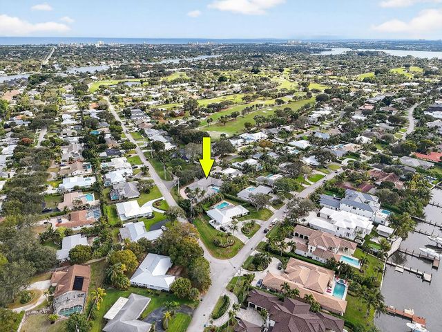 285 Golfview Drive, Tequesta, FL 33469