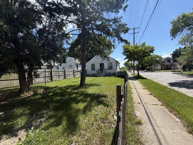 5003 N 37th STREET, Milwaukee, WI 53209
