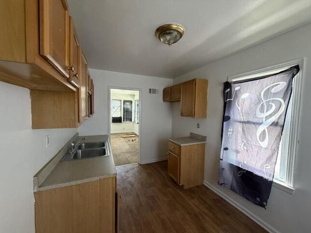 5003 N 37th STREET, Milwaukee, WI 53209