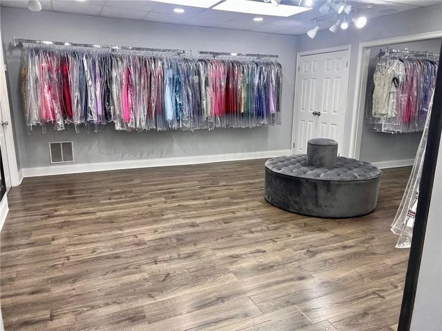 892 Oaklawn Avenue, Cranston, RI 02920