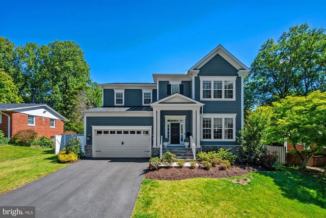 1114 WARE ST SW, Vienna, VA 22180