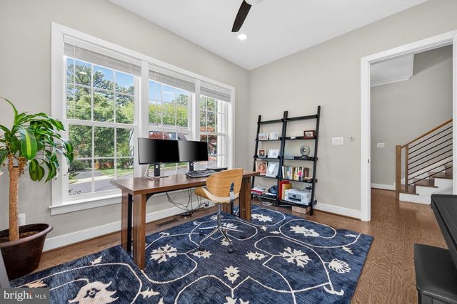 1114 WARE ST SW, Vienna, VA 22180
