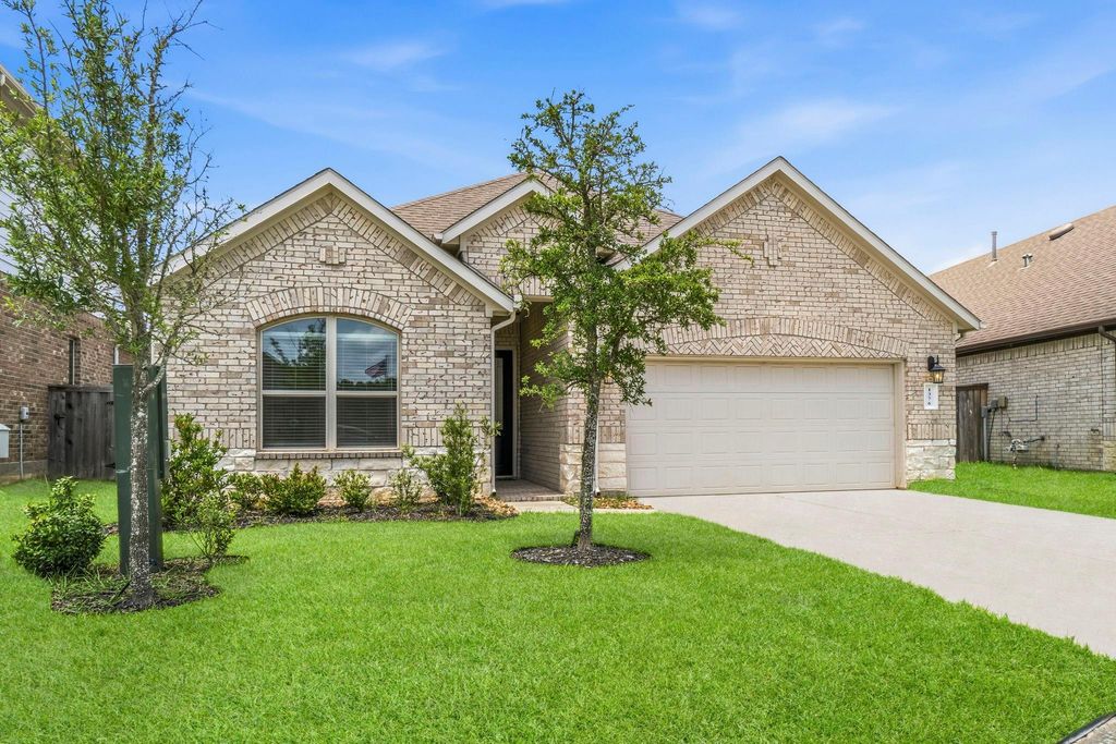 1376 Grays Gully, Montgomery, TX 77316