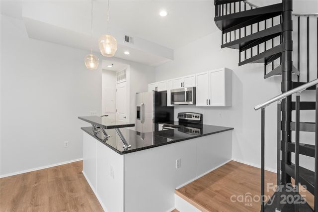 2076 Euclid Avenue, Charlotte, NC 28203