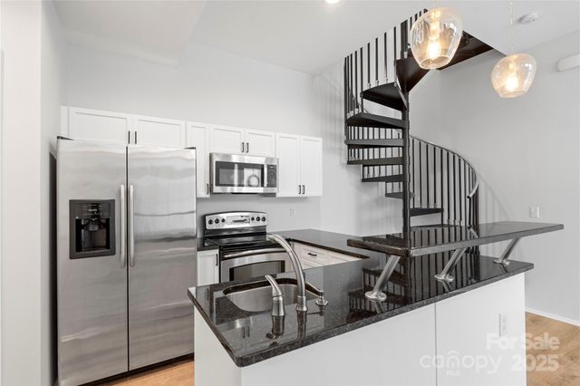 2076 Euclid Avenue, Charlotte, NC 28203