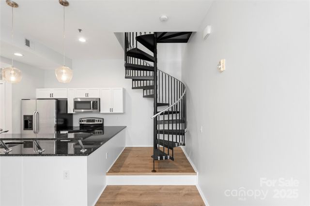 2076 Euclid Avenue, Charlotte, NC 28203