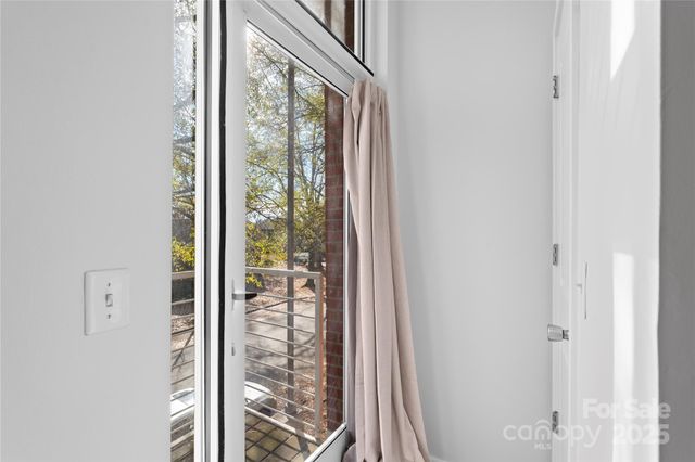 2076 Euclid Avenue, Charlotte, NC 28203