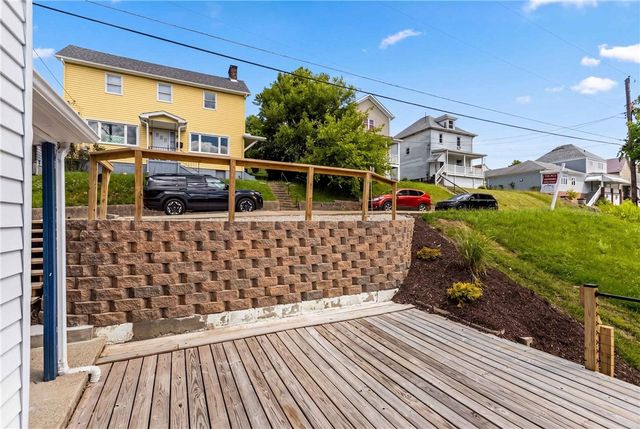 120 Vine St, Canonsburg, PA 15317