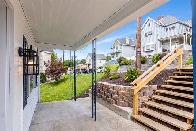 120 Vine St, Canonsburg, PA 15317
