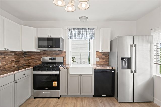 120 Vine St, Canonsburg, PA 15317
