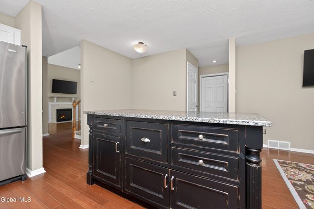 1 Ridgefield Drive, Guilderland, NY 12186